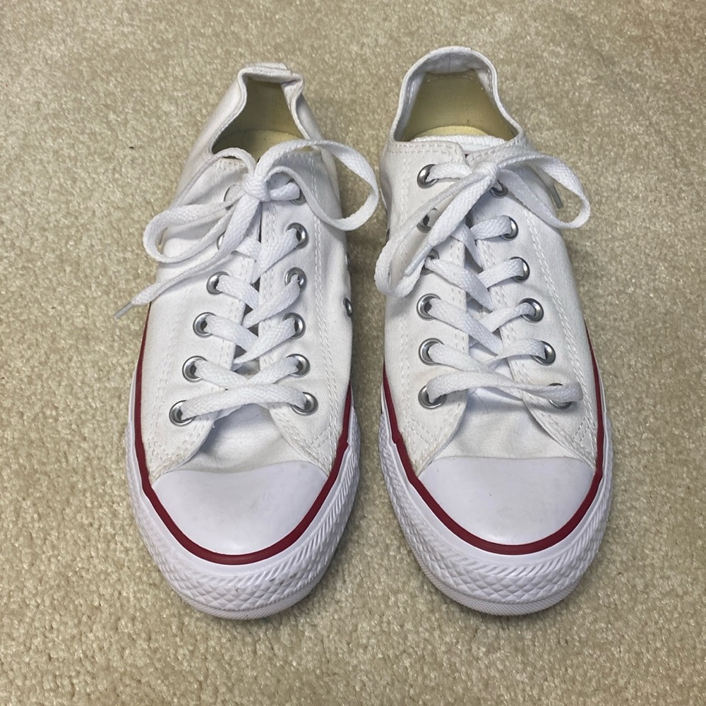 White Converse 8
